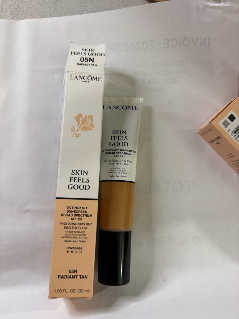 Lancôme Skin Feels Good Hydrating Skin Tint - 05N Radiant Tan